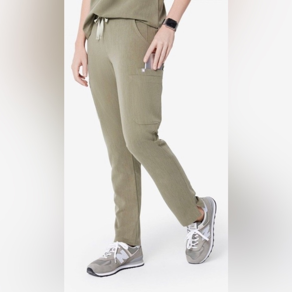 Figs Yola Scrub Pants - Olive Green